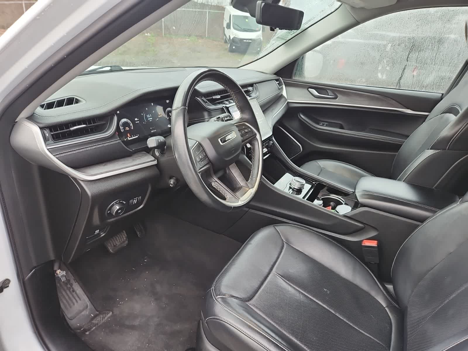 Thumbnail: 2021 Jeep Grand Cherokee L - 13