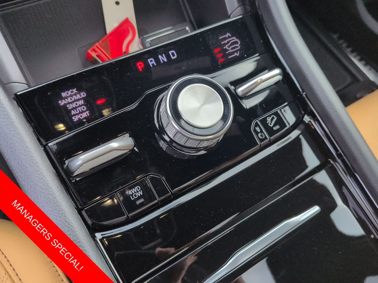 Thumbnail: 2025 Jeep Grand Cherokee - 31