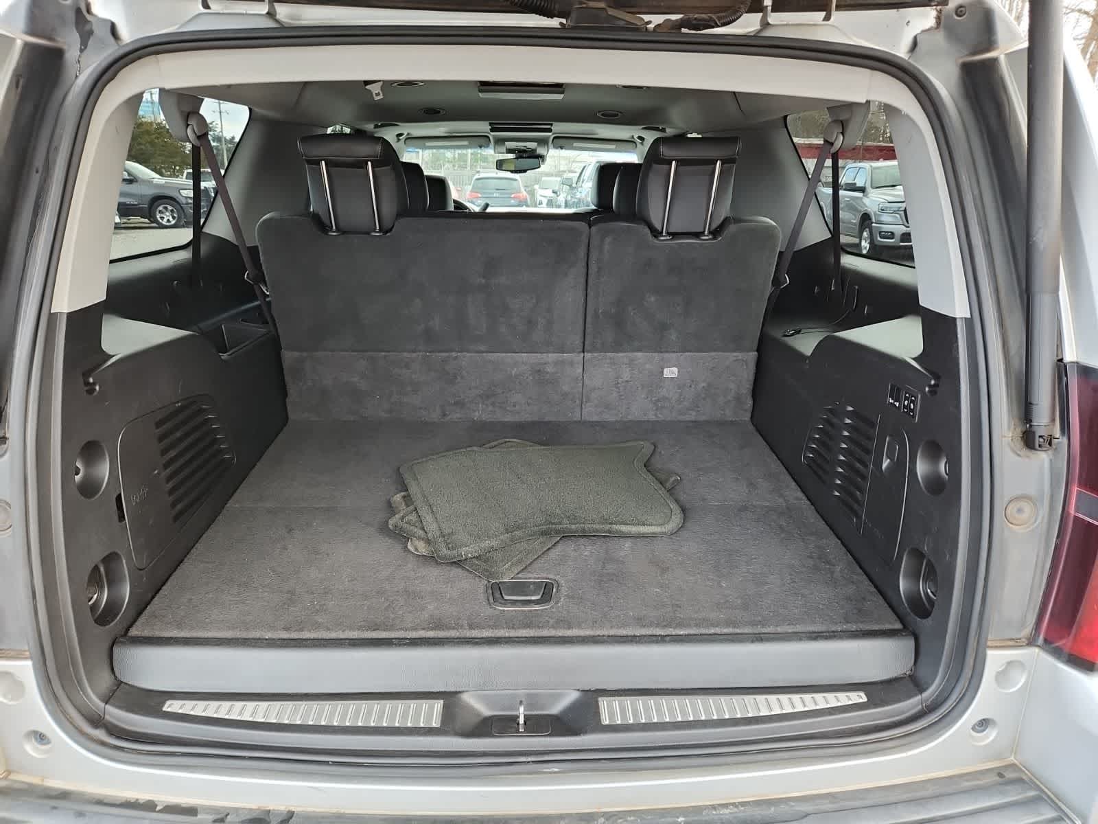 Thumbnail: 2015 Chevrolet Suburban - 25