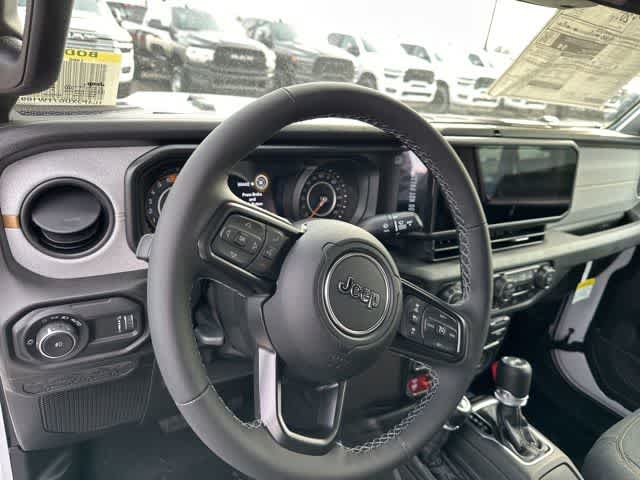 Thumbnail: 2026 Jeep Wrangler - 6