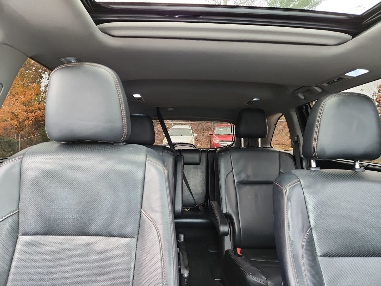 Thumbnail: 2019 Toyota Highlander - 19