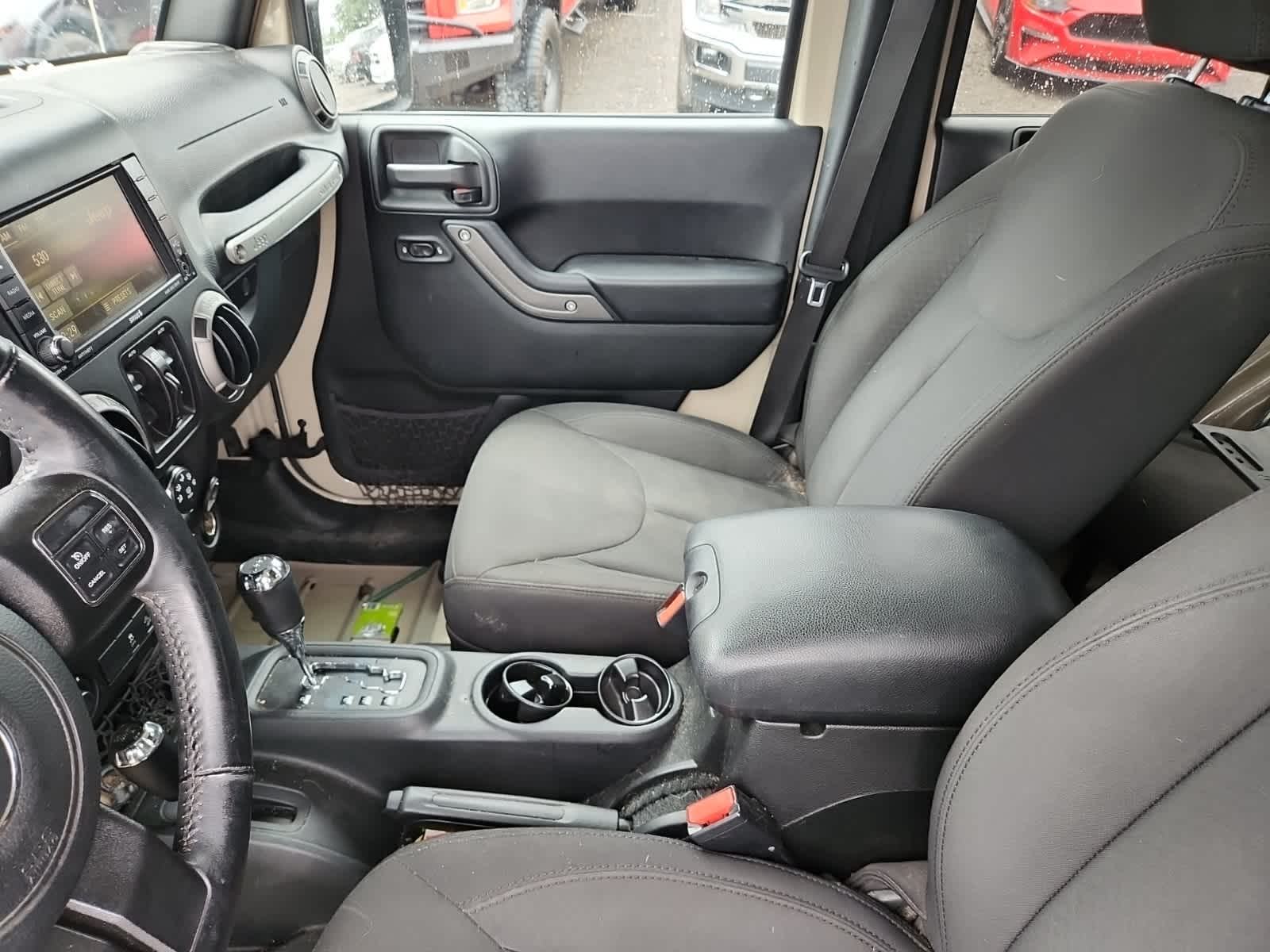 Thumbnail: 2016 Jeep Wrangler - 12