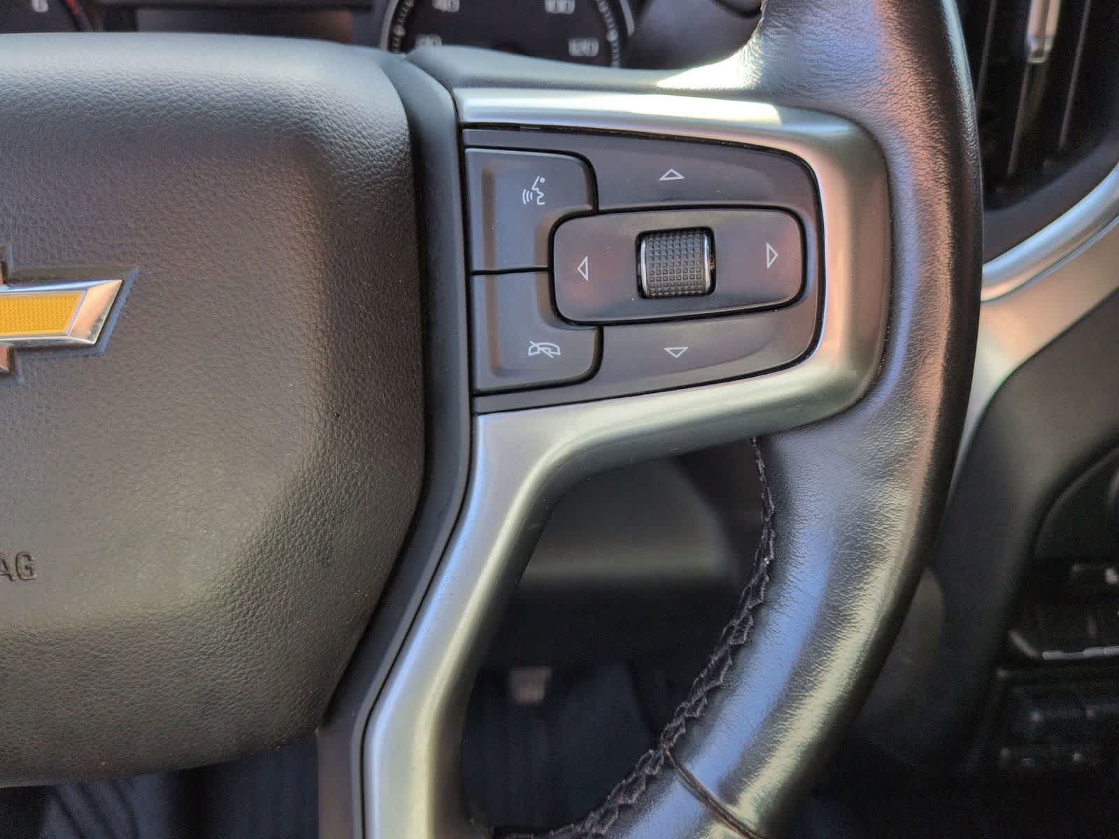 Thumbnail: 2021 Chevrolet Silverado 1500 - 24