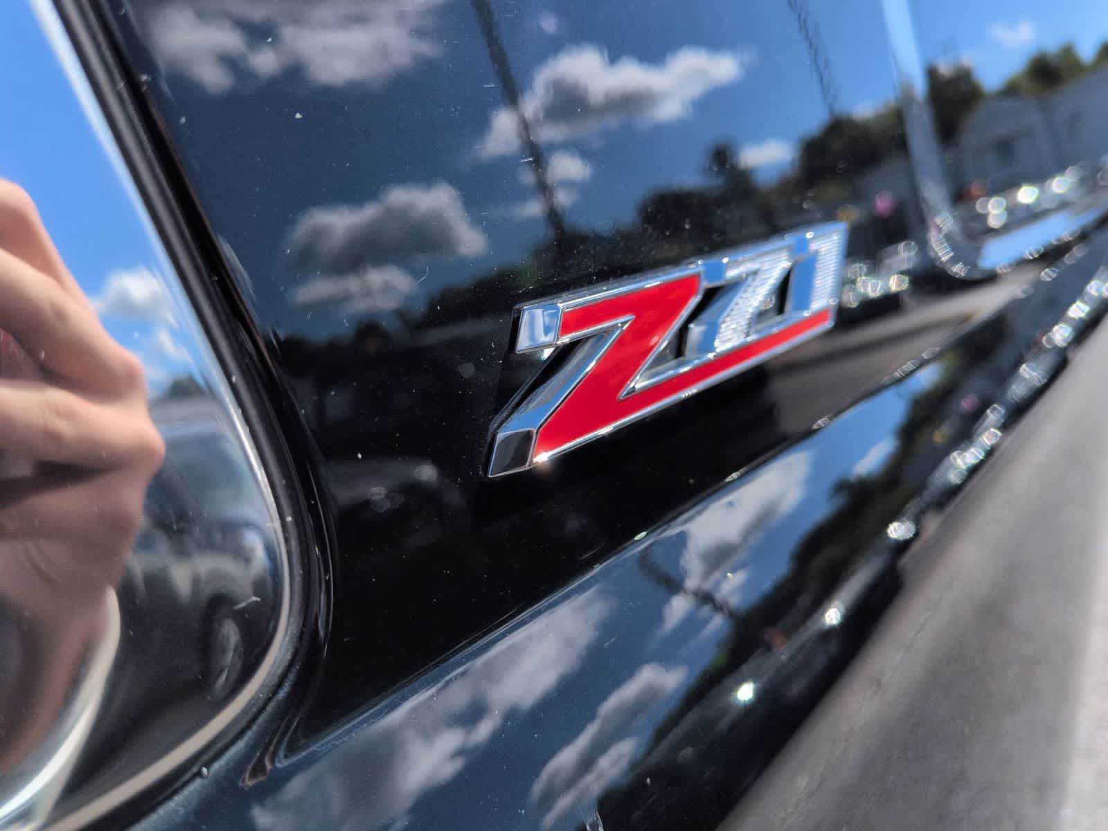 Thumbnail: 2019 Chevrolet Tahoe - 13