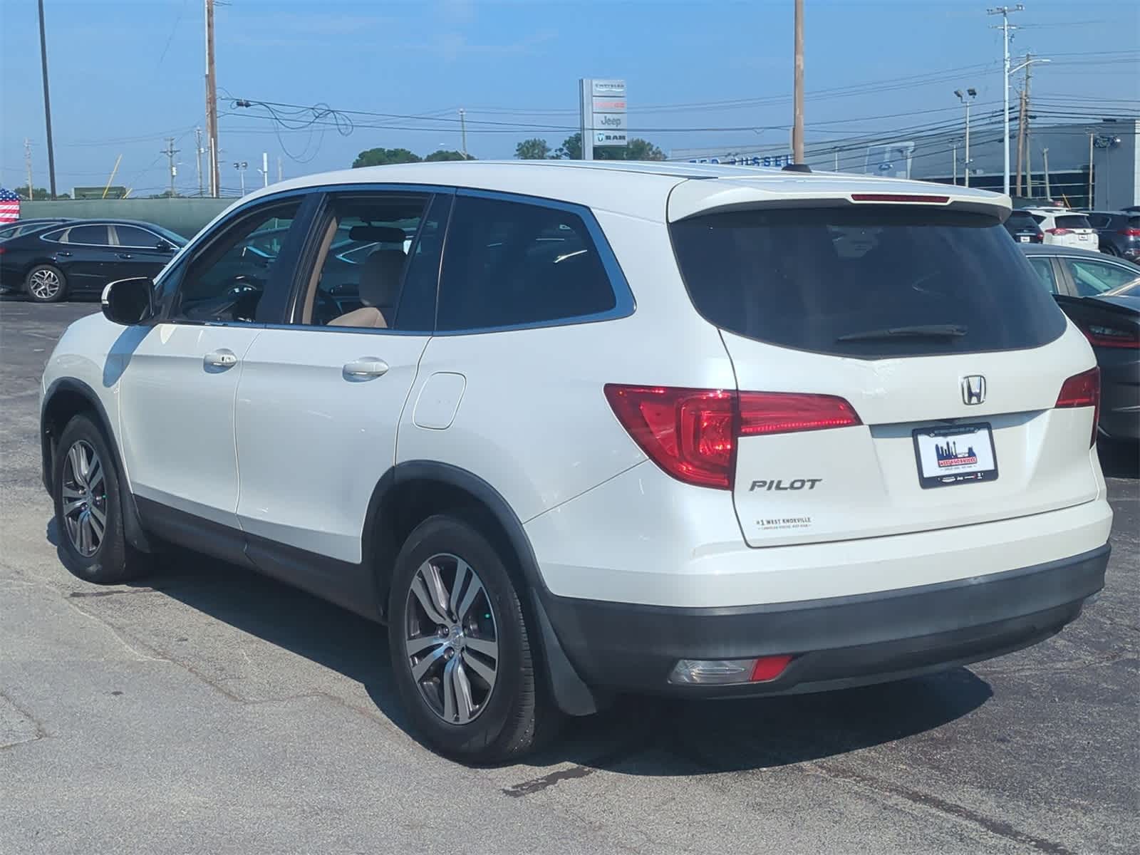 Thumbnail: 2018 Honda Pilot - 6