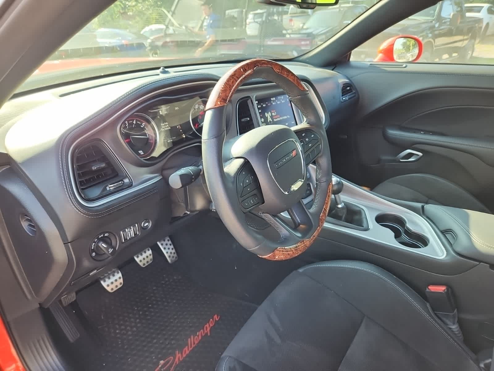 Thumbnail: 2022 Dodge Challenger - 13