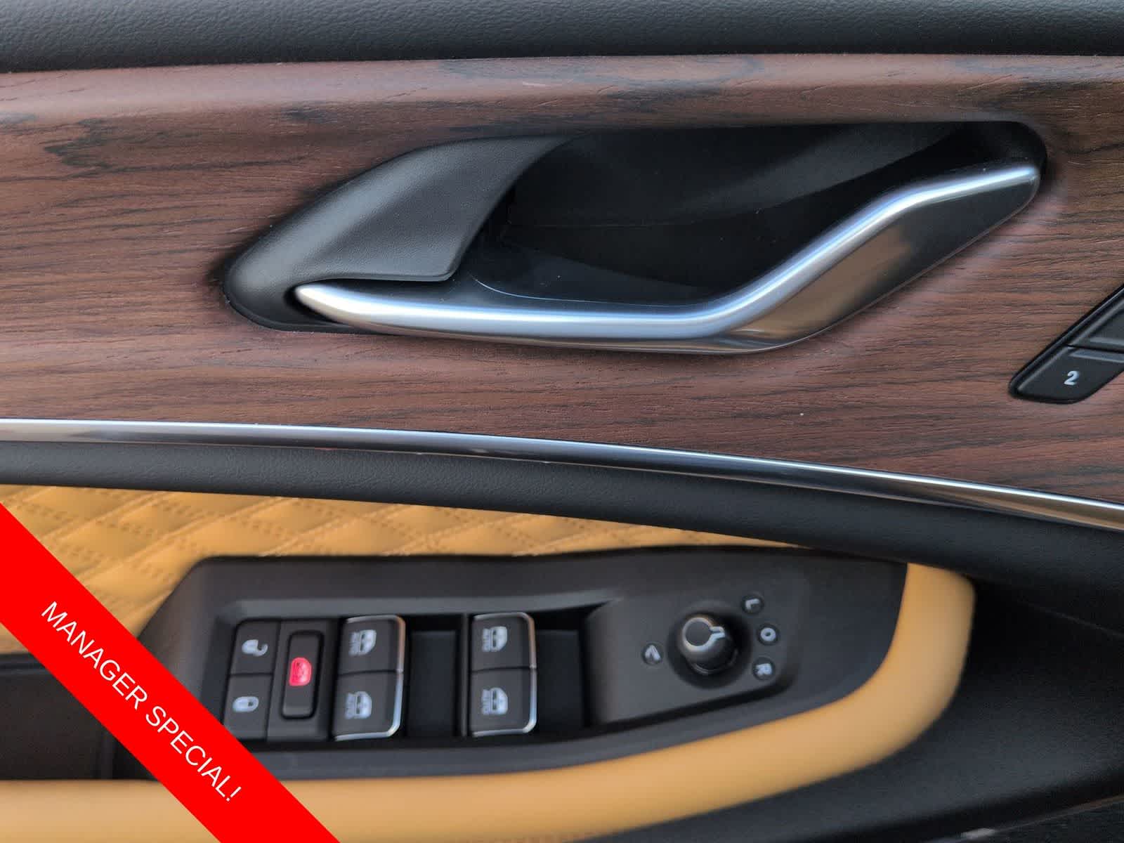 Thumbnail: 2025 Jeep Grand Cherokee - 16