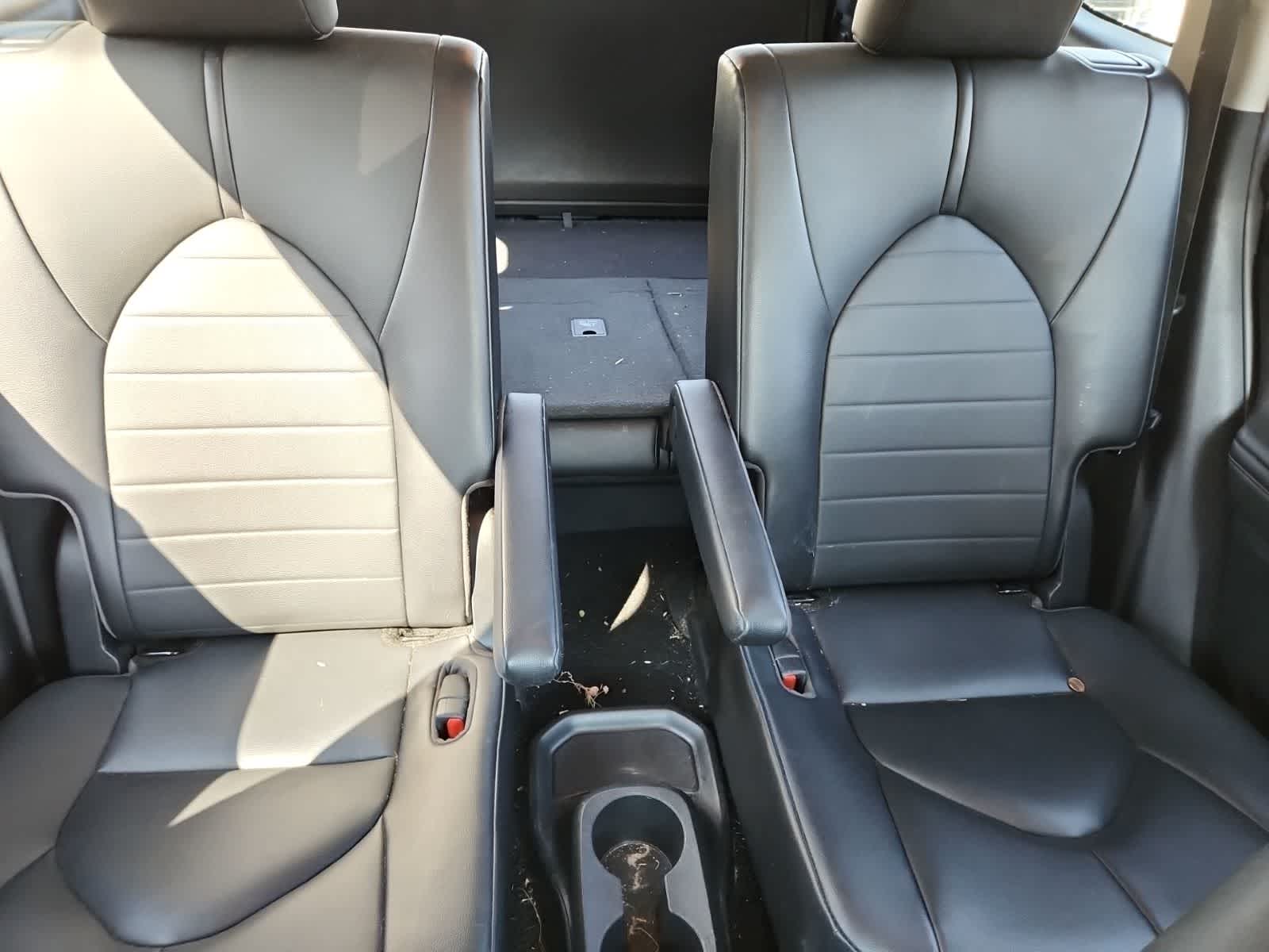 Thumbnail: 2021 Toyota Highlander - 20