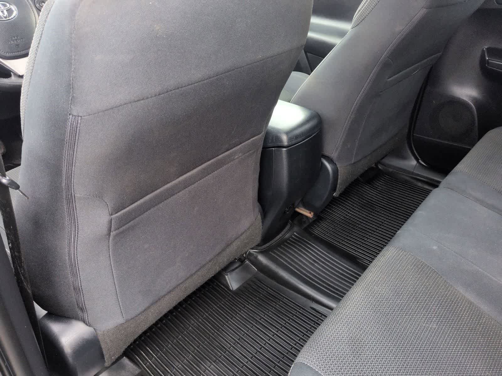 Thumbnail: 2017 Toyota RAV4 - 17