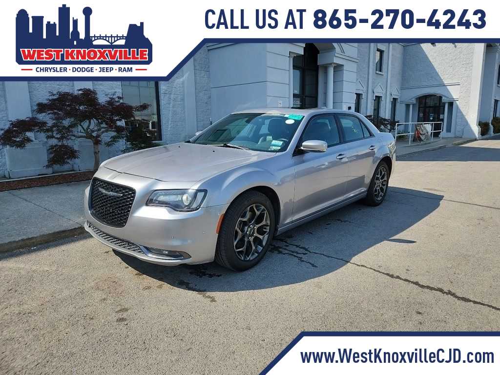 Thumbnail: 2015 Chrysler 300 - 1