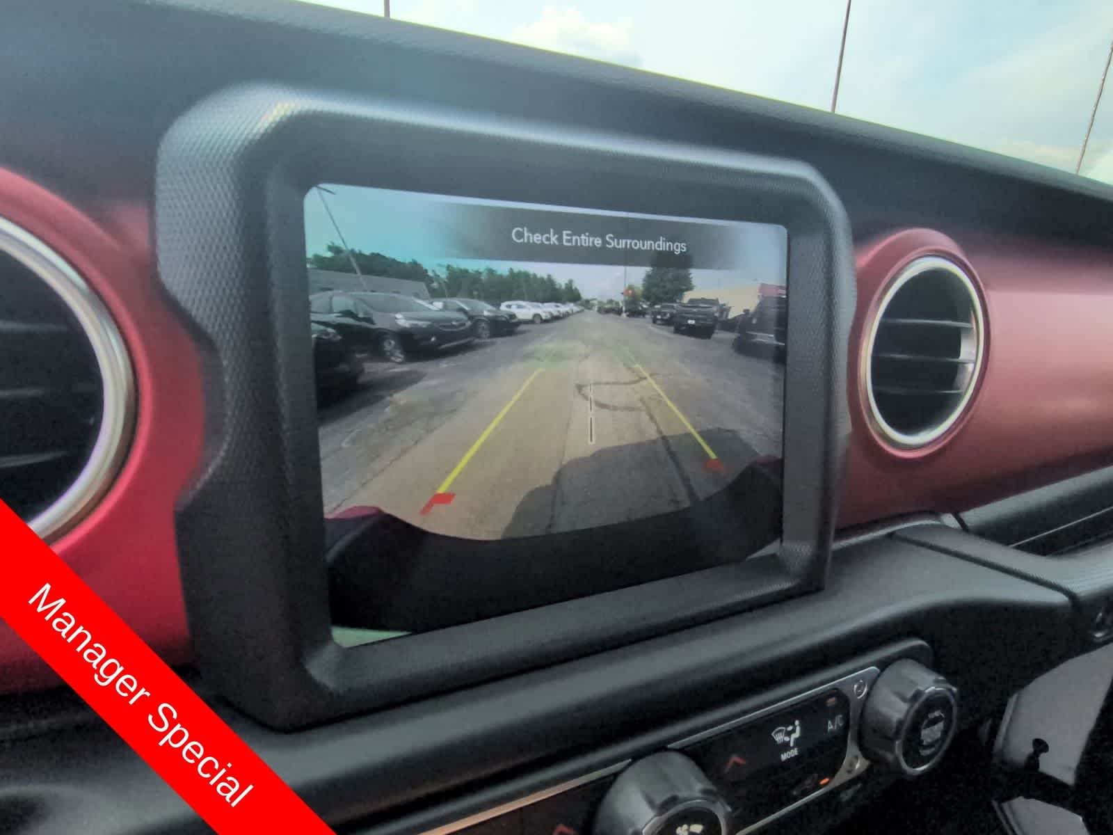 Thumbnail: 2021 Jeep Gladiator - 28