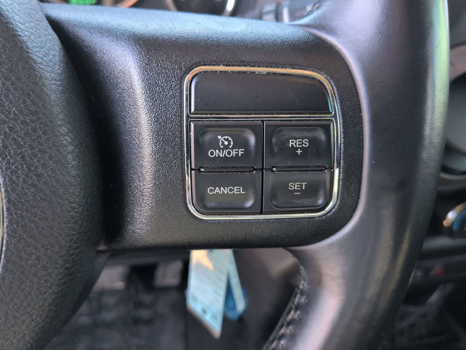 Thumbnail: 2015 Jeep Wrangler - 14