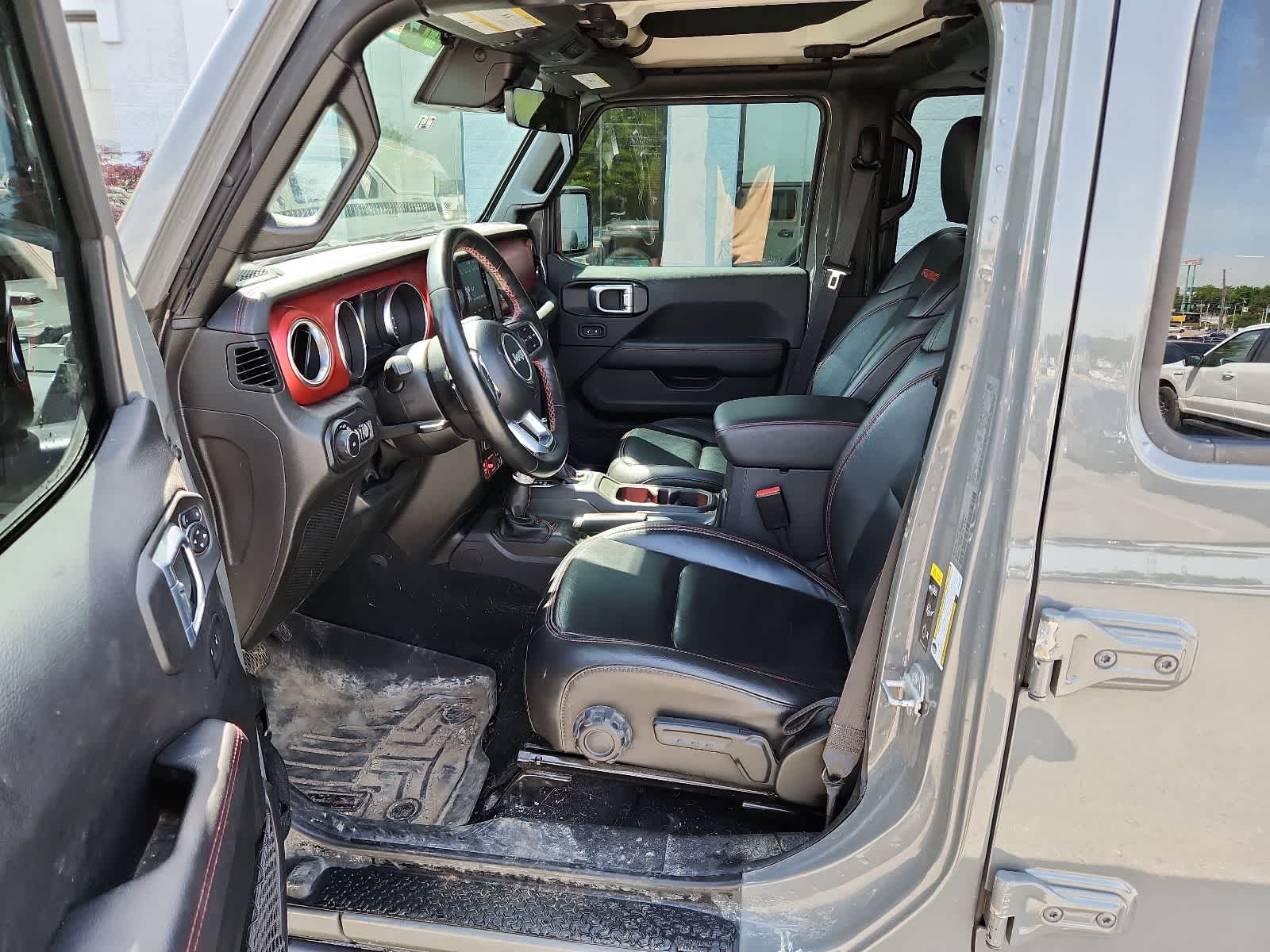 Thumbnail: 2021 Jeep Wrangler - 15
