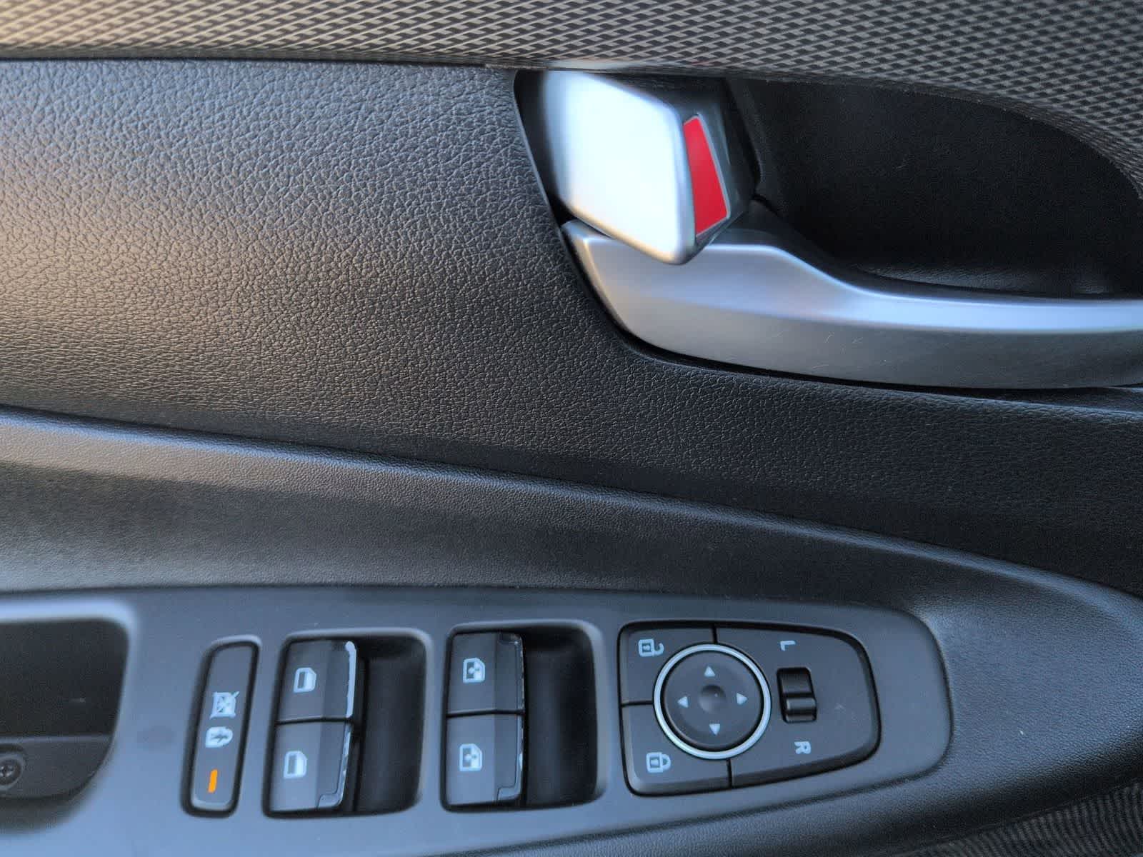 Thumbnail: 2019 Hyundai Santa Fe - 16