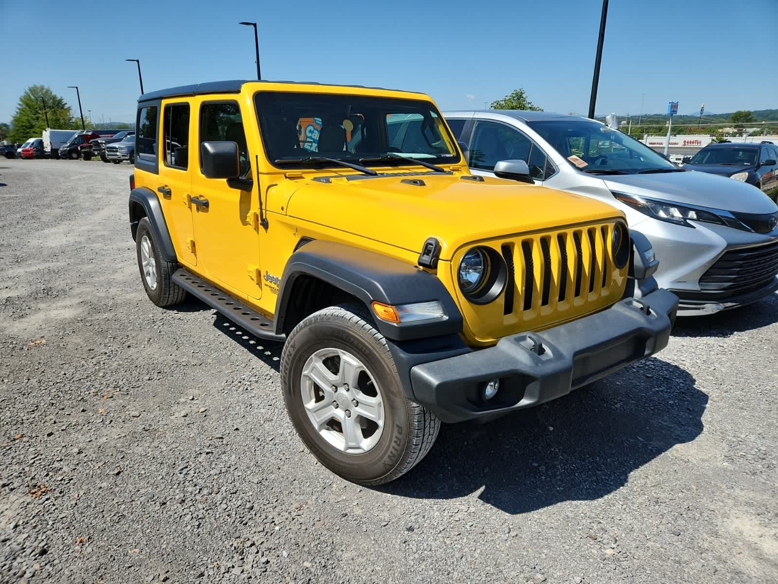 Thumbnail: 2020 Jeep Wrangler - 6