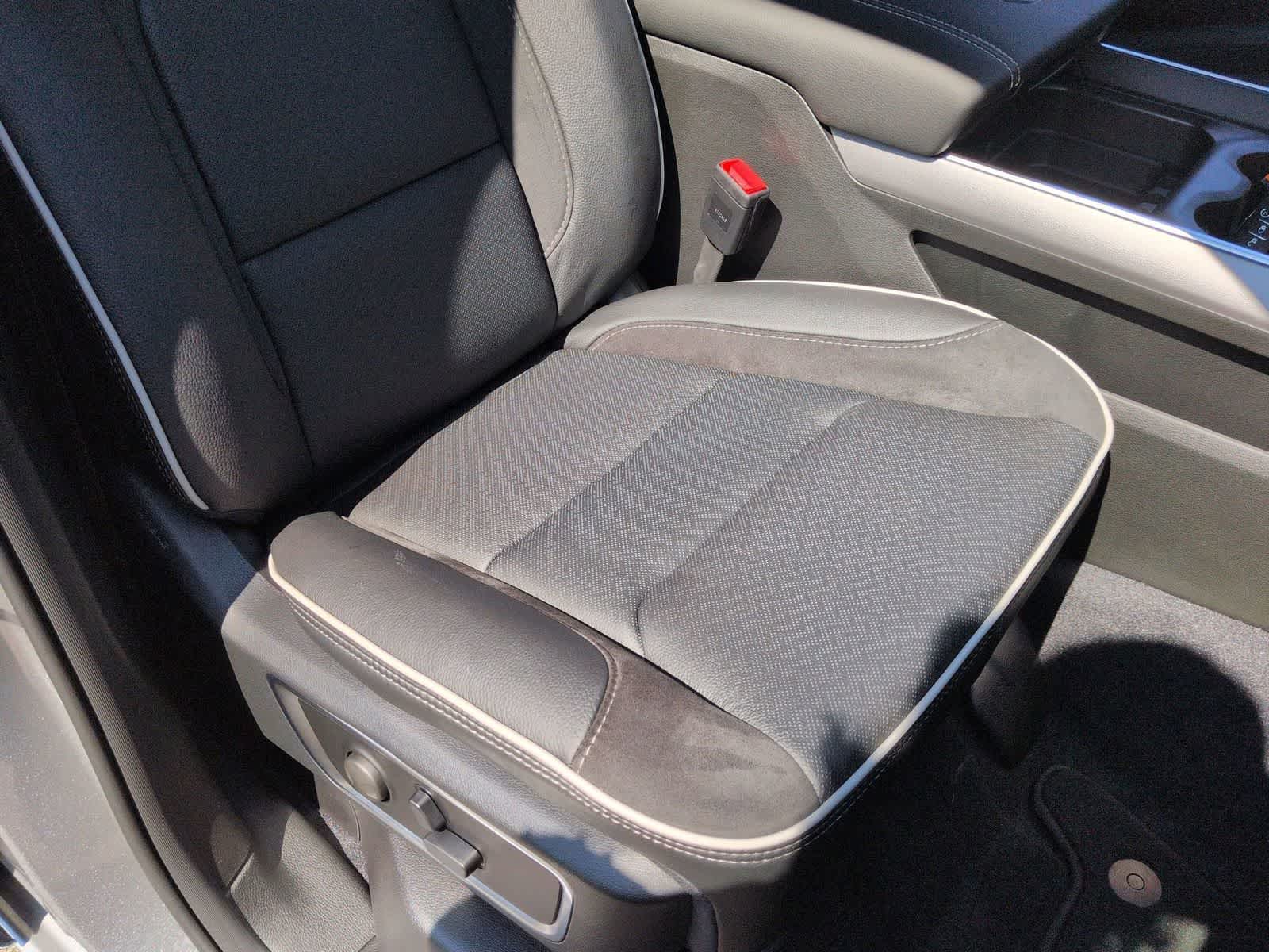 Thumbnail: 2026 RAM 1500 - 21