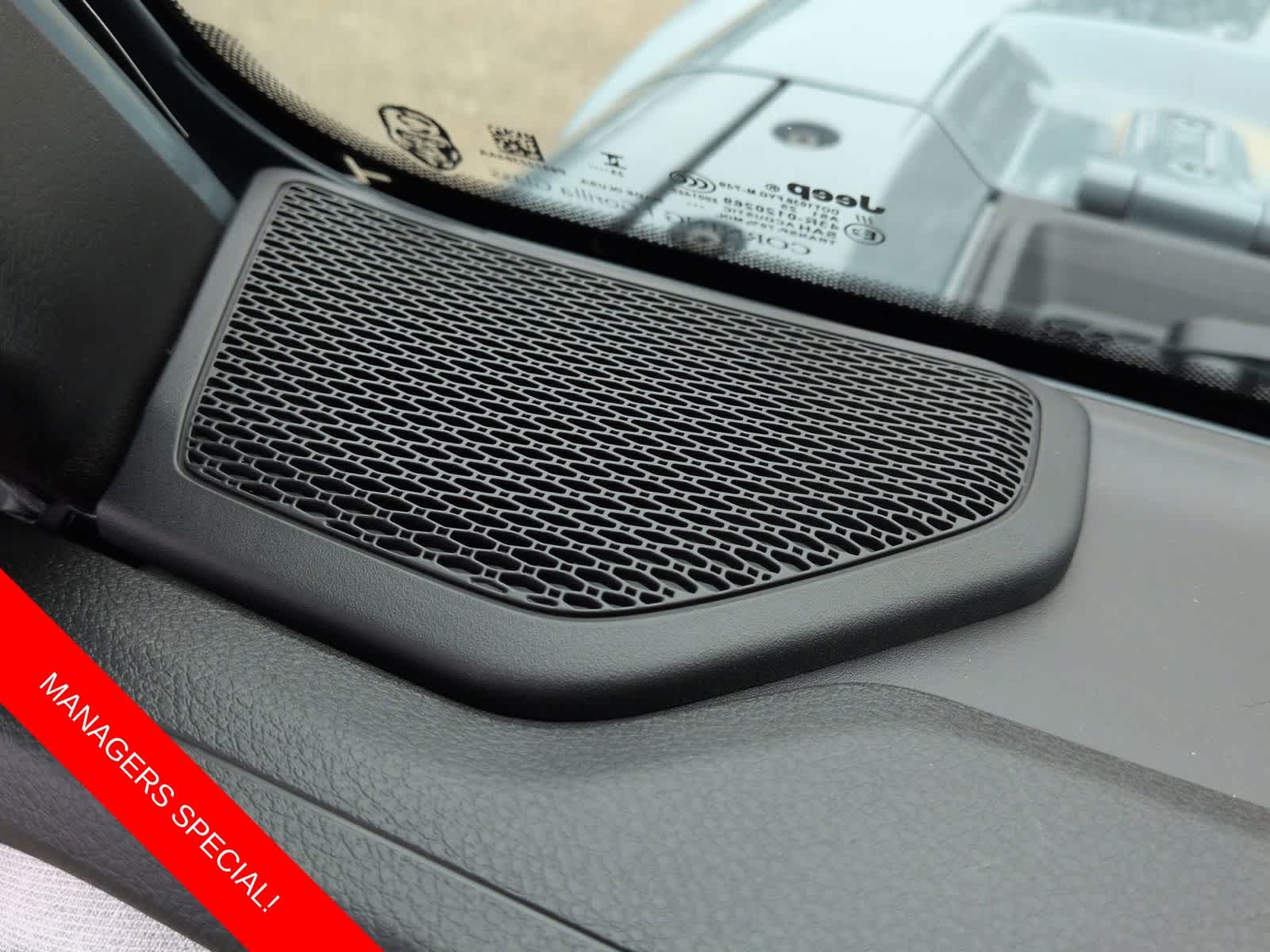 Thumbnail: 2026 Jeep Gladiator - 21