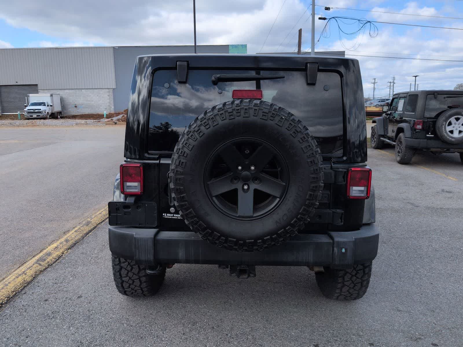 Thumbnail: 2016 Jeep Wrangler - 7