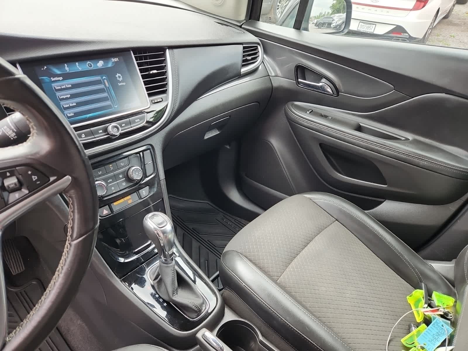 Thumbnail: 2019 Buick Encore - 10