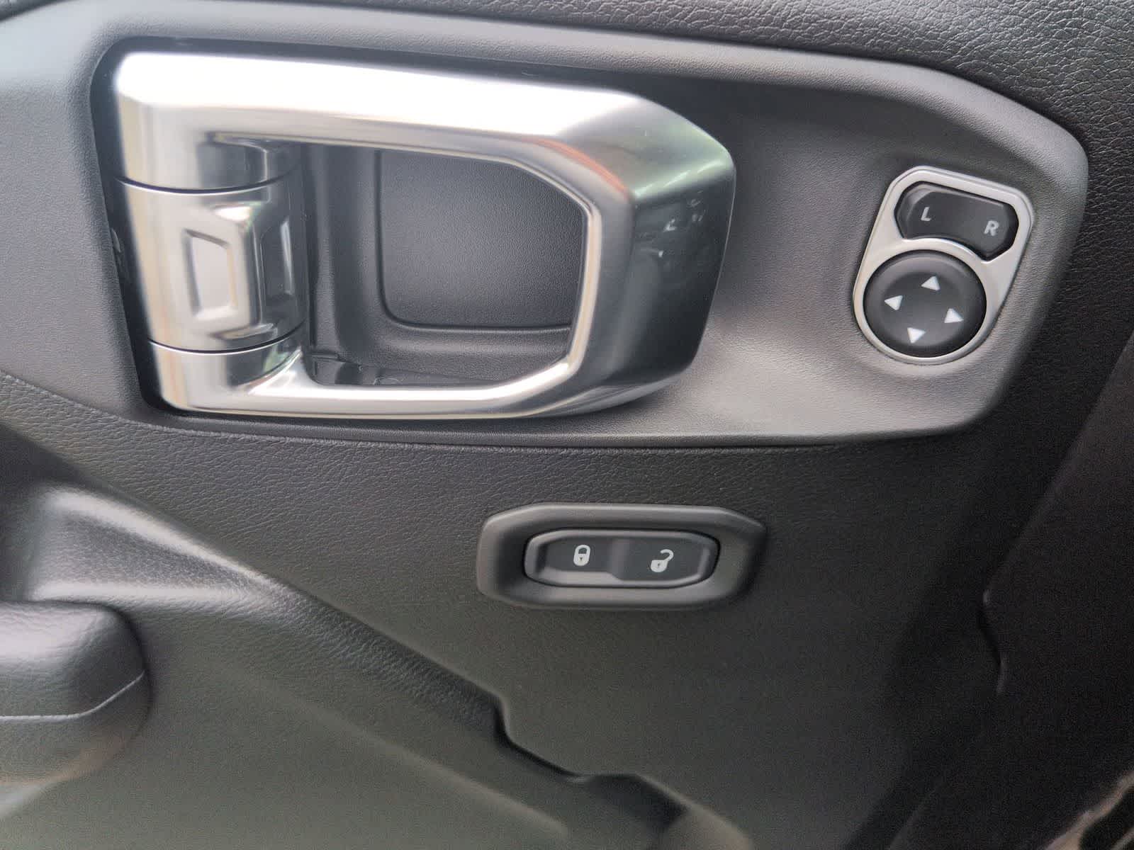 Thumbnail: 2026 Jeep Wrangler - 16