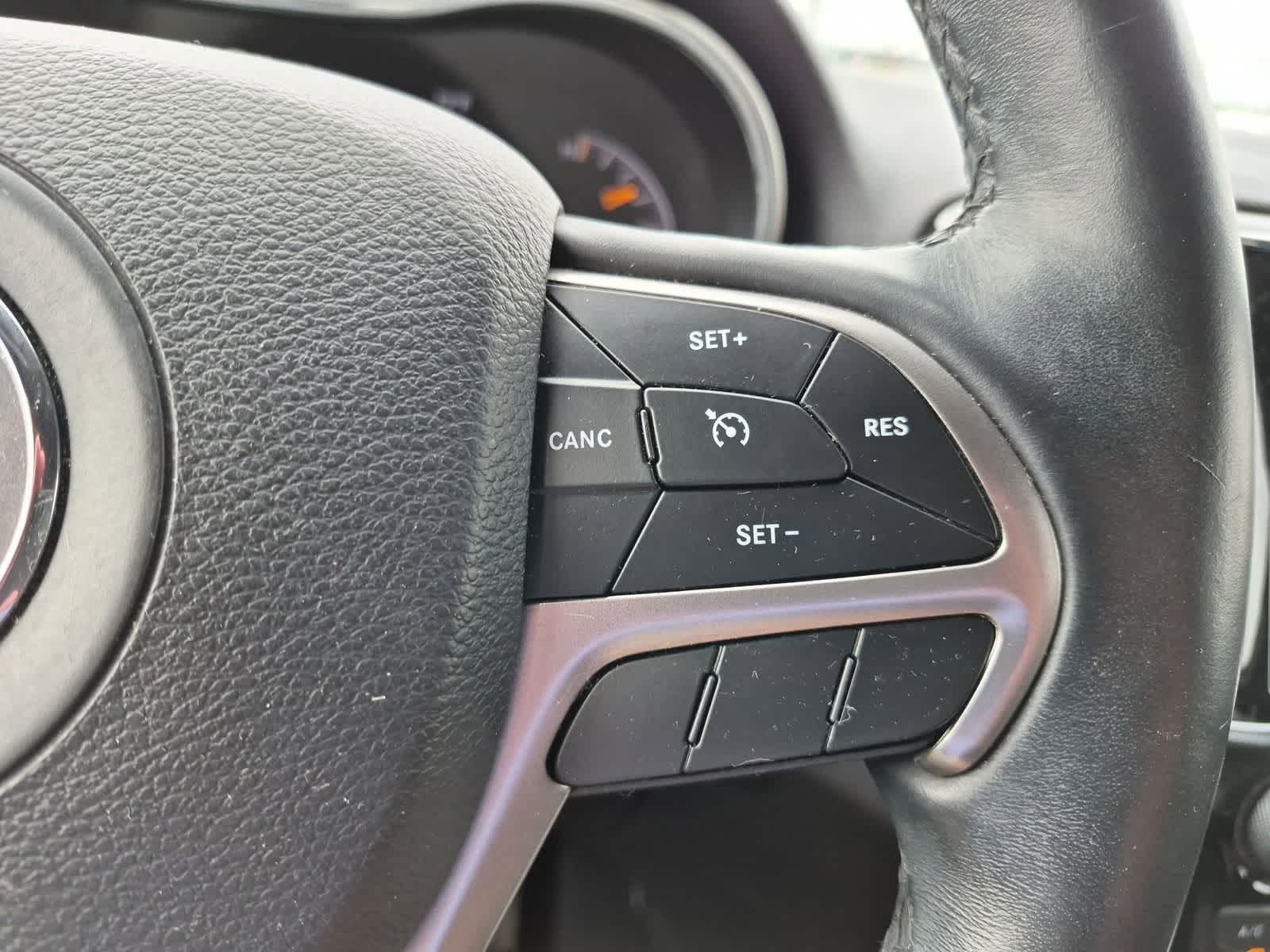 Thumbnail: 2019 Jeep Grand Cherokee - 26