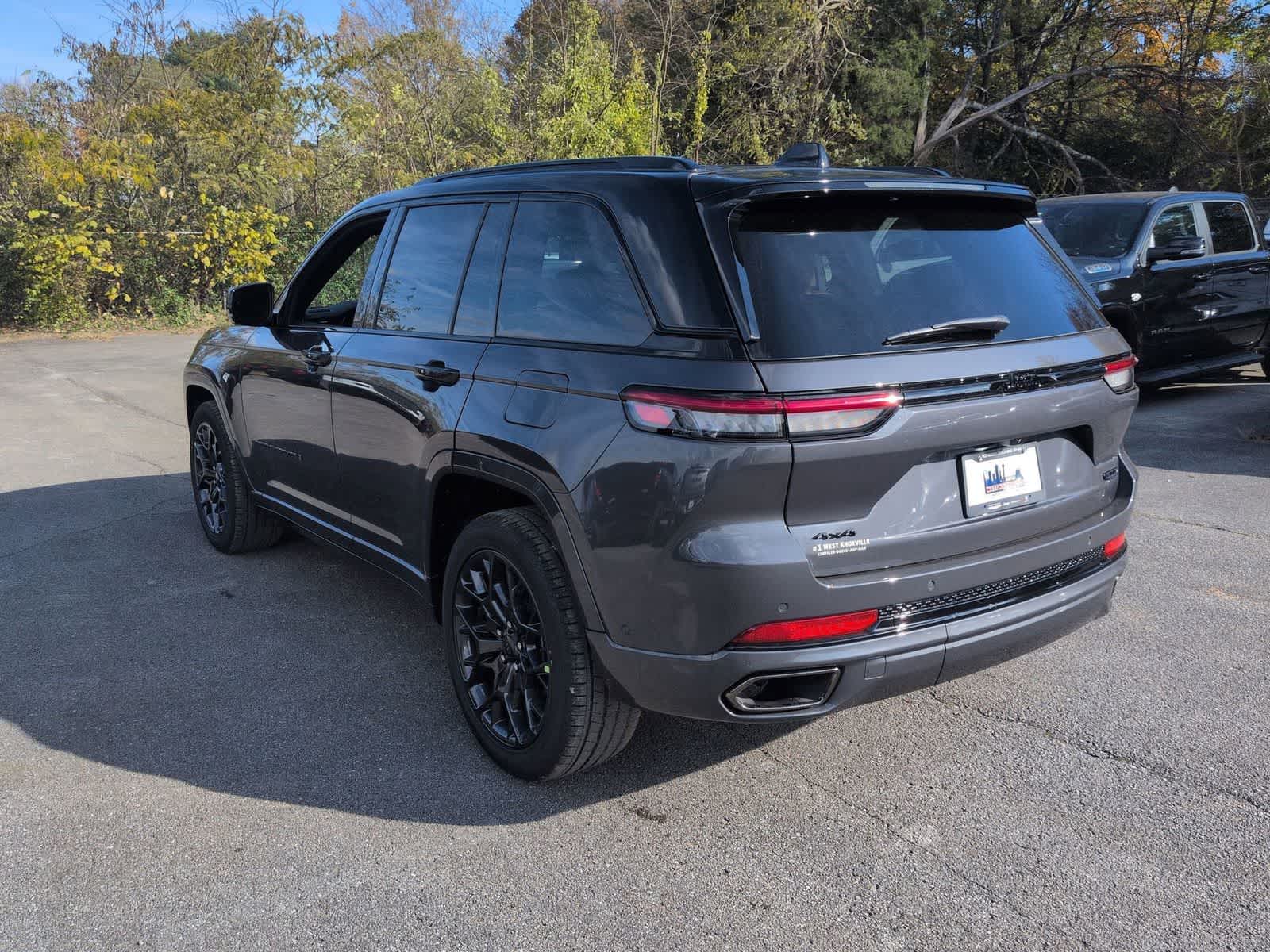 Thumbnail: 2025 Jeep Grand Cherokee - 6