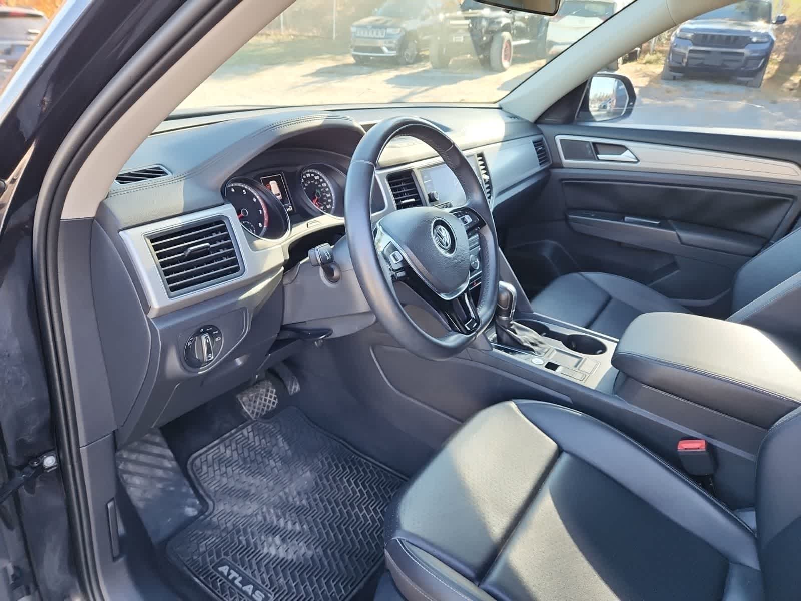 Thumbnail: 2019 Volkswagen Atlas - 13