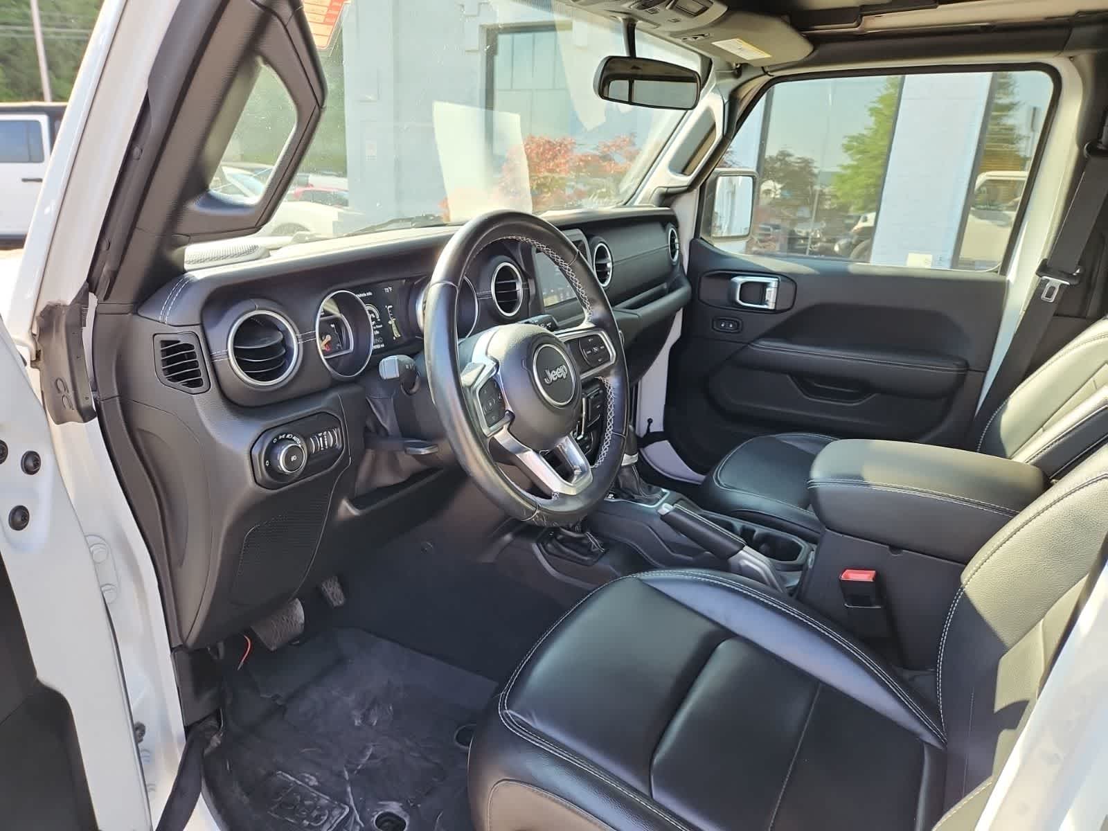 Thumbnail: 2021 Jeep Wrangler - 13