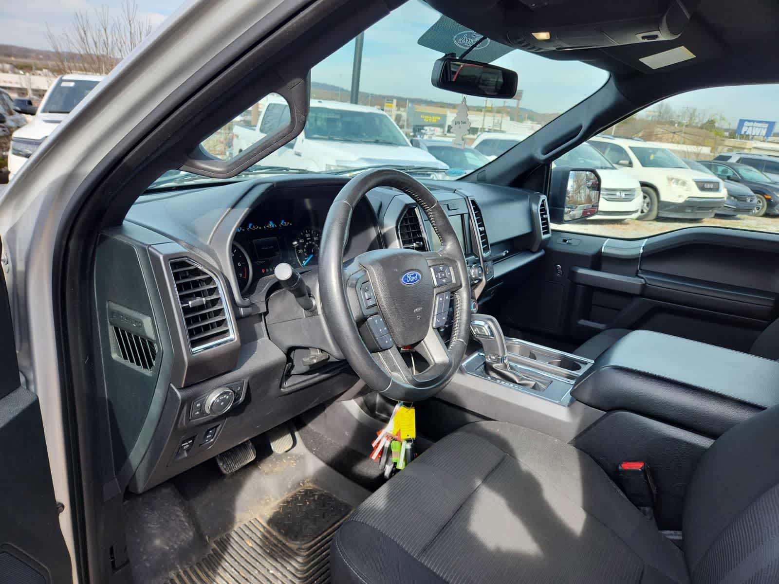 Thumbnail: 2017 Ford F-150 - 13