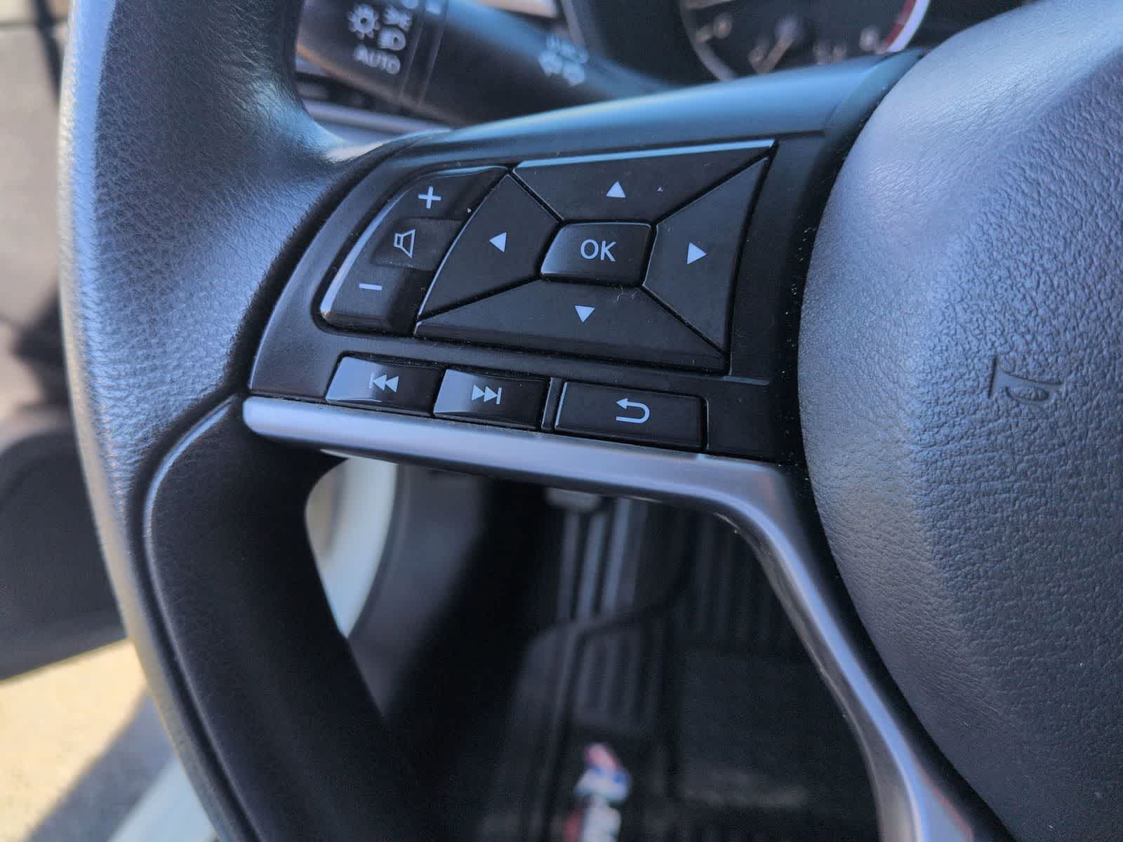 Thumbnail: 2020 Nissan Altima - 23