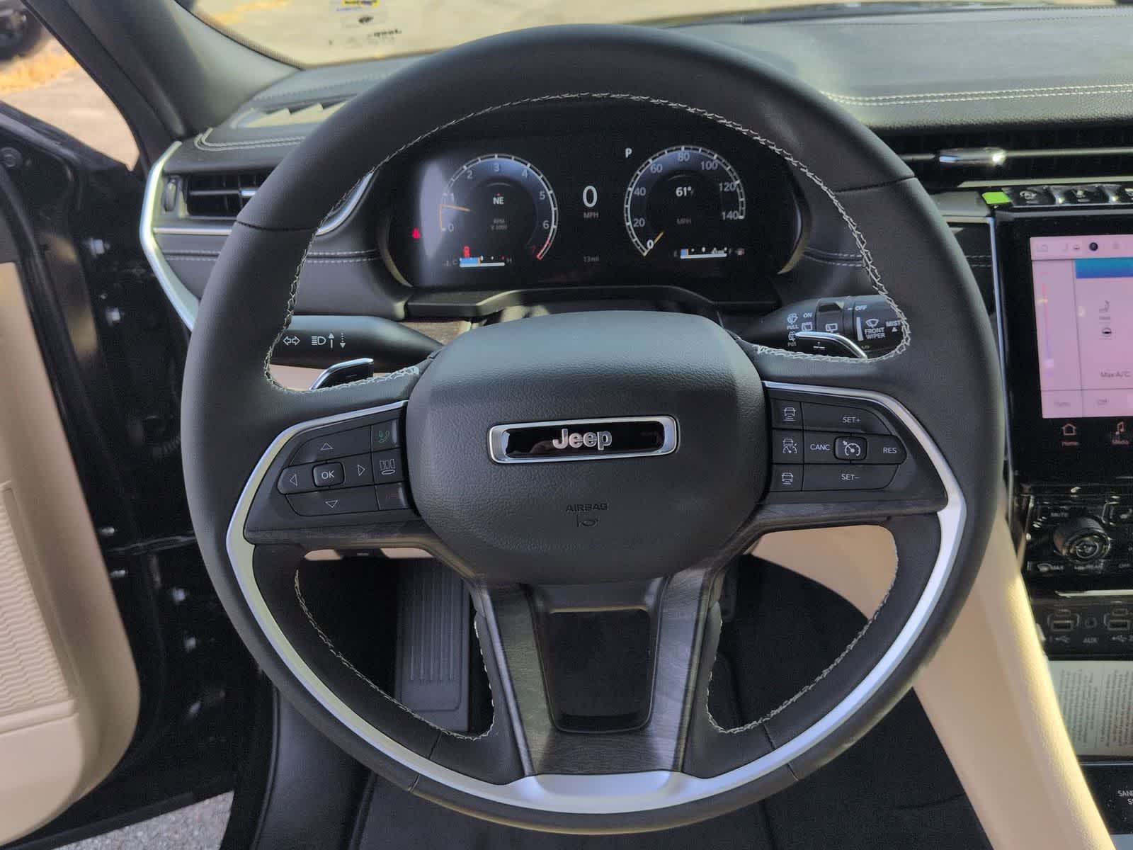 Thumbnail: 2025 Jeep Grand Cherokee L - 21