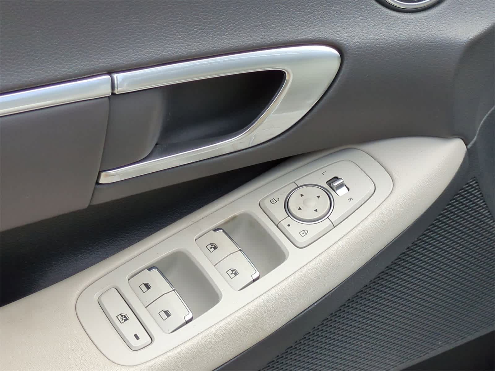 2022 Hyundai Sonata SEL 17
