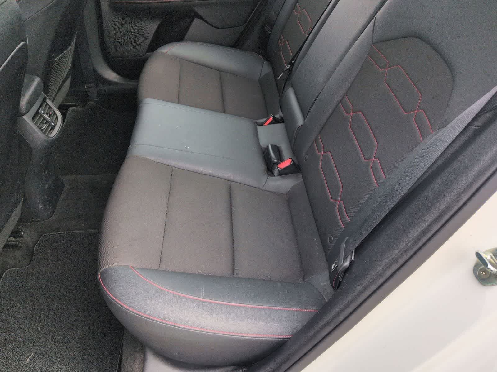 Thumbnail: 2020 Kia Forte - 18