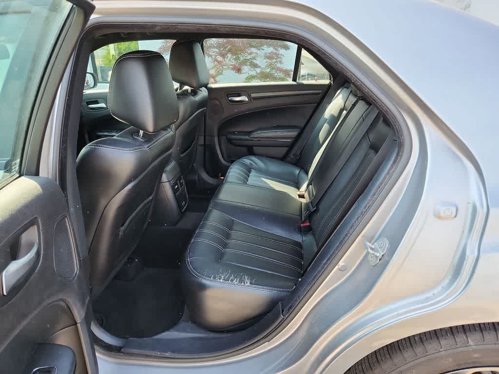 Thumbnail: 2015 Chrysler 300 - 27