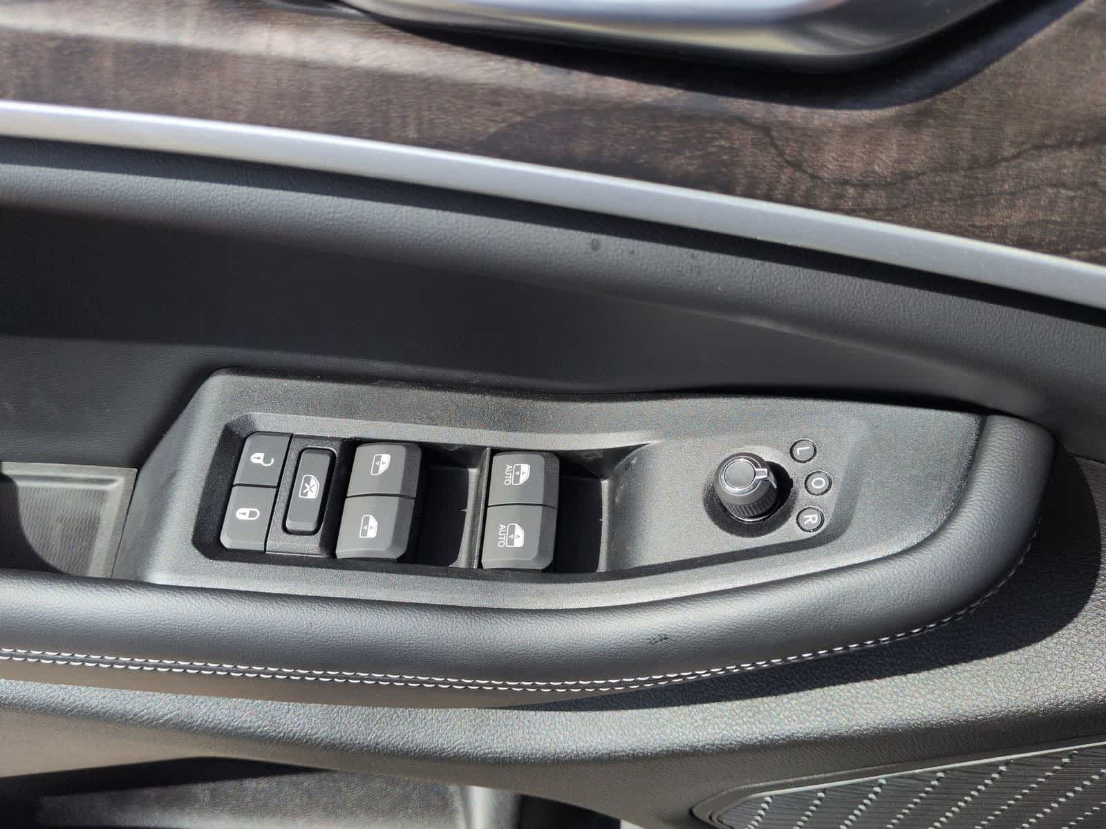 Thumbnail: 2026 Jeep Grand Cherokee - 12