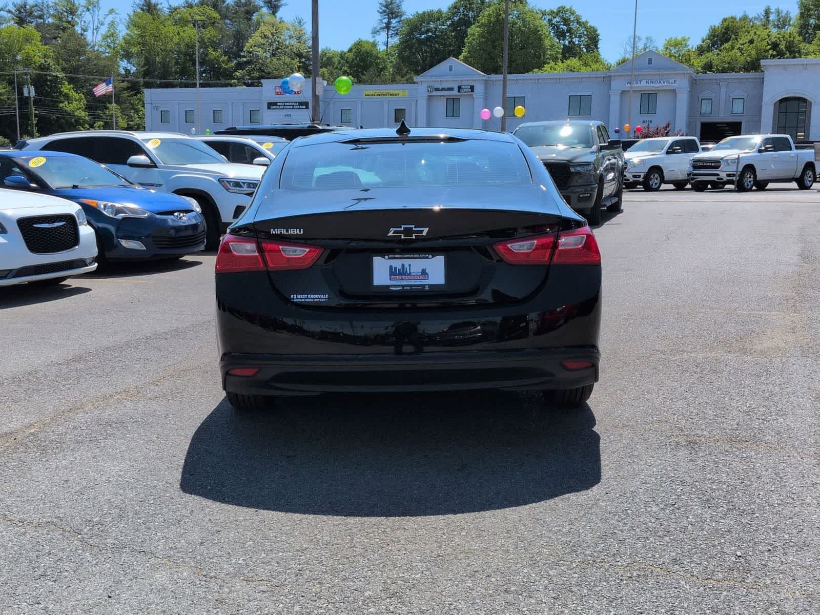 Thumbnail: 2021 Chevrolet Malibu - 7