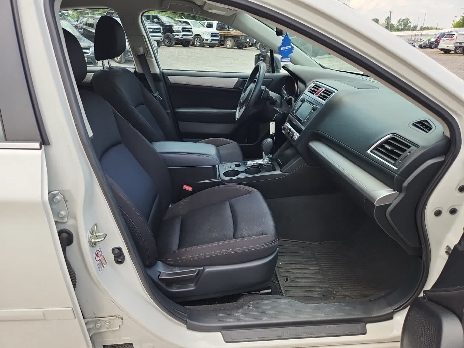 Thumbnail: 2015 Subaru Legacy - 21