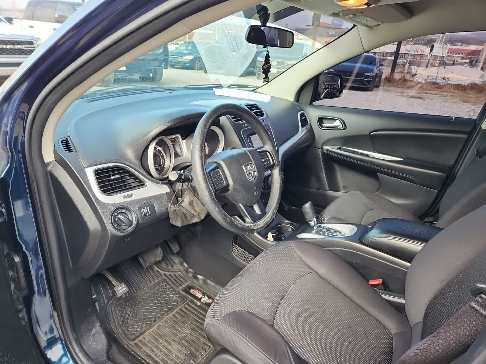 Thumbnail: 2013 Dodge Journey - 13