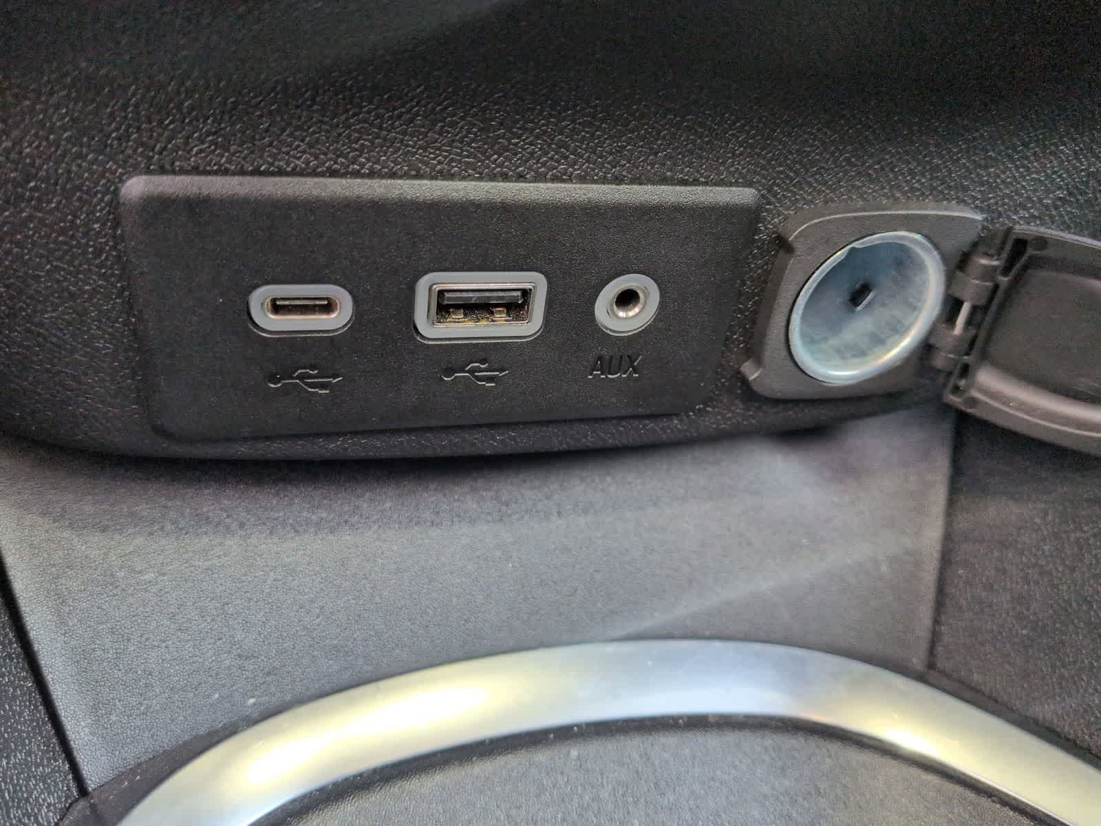 Thumbnail: 2021 Chevrolet Malibu - 29