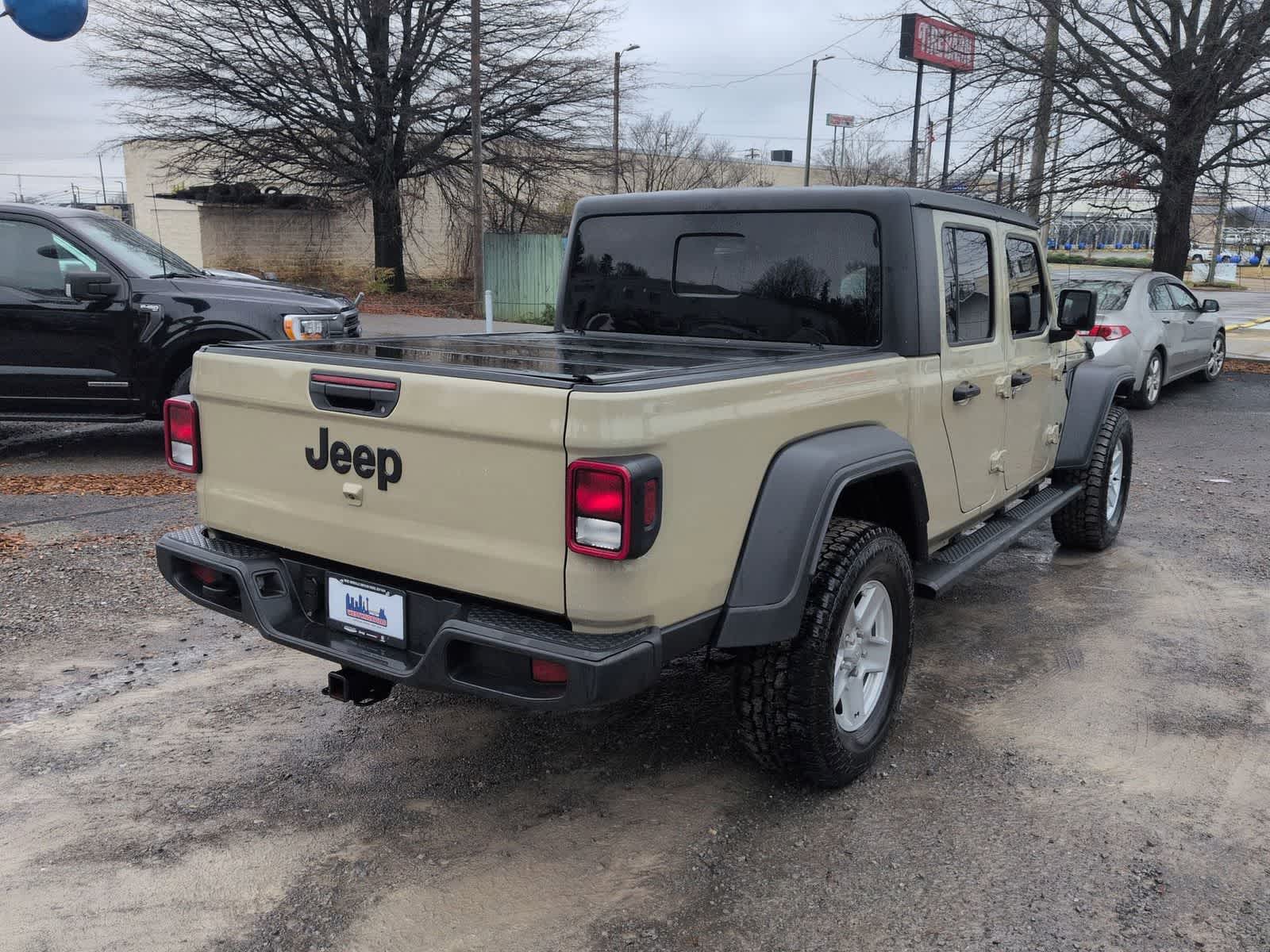 Thumbnail: 2020 Jeep Gladiator - 8