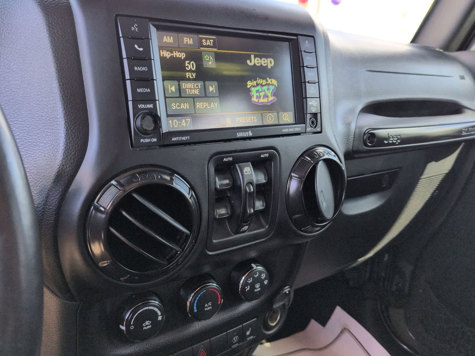 Thumbnail: 2017 Jeep Wrangler - 25