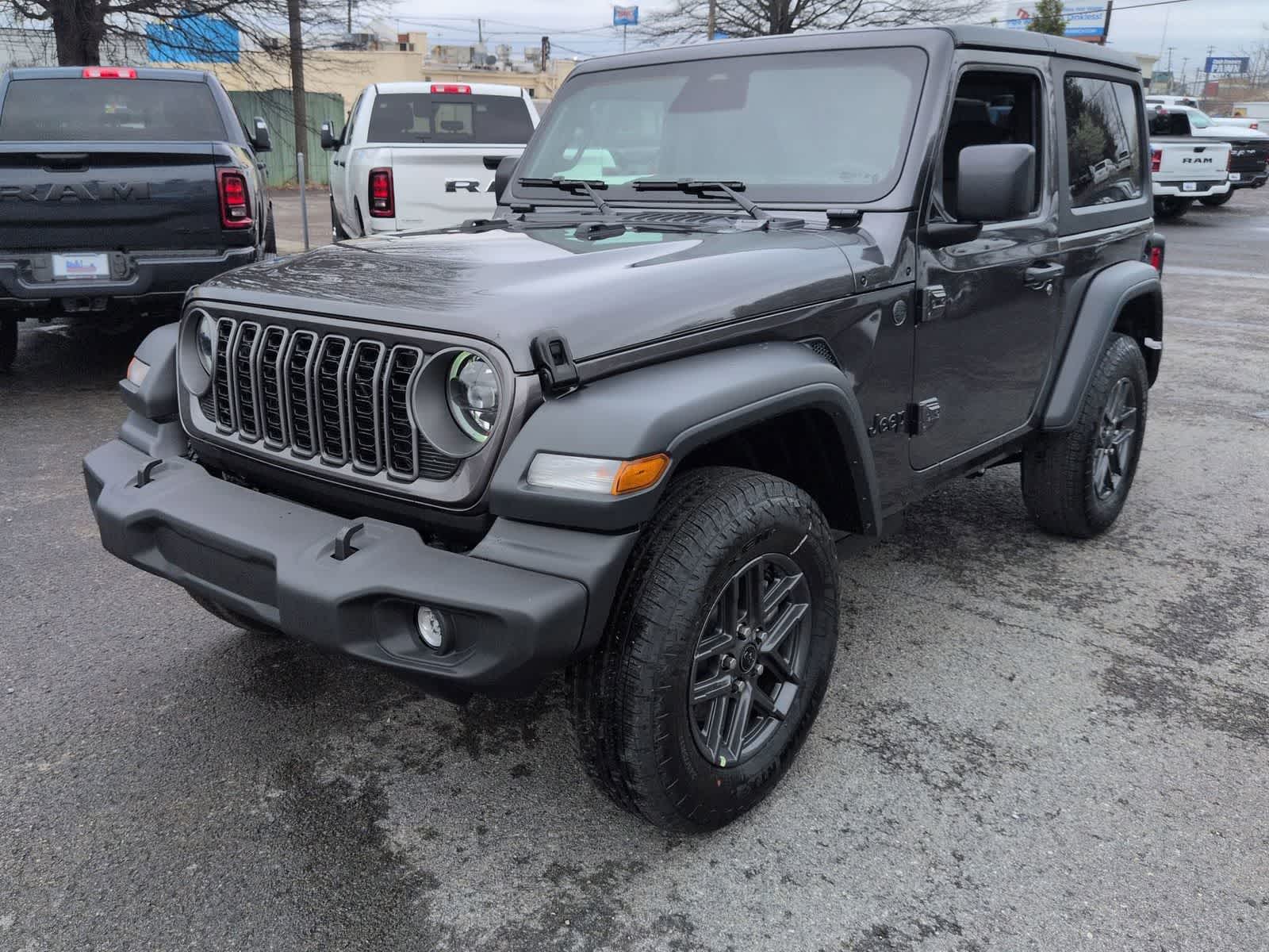 Thumbnail: 2026 Jeep Wrangler - 4