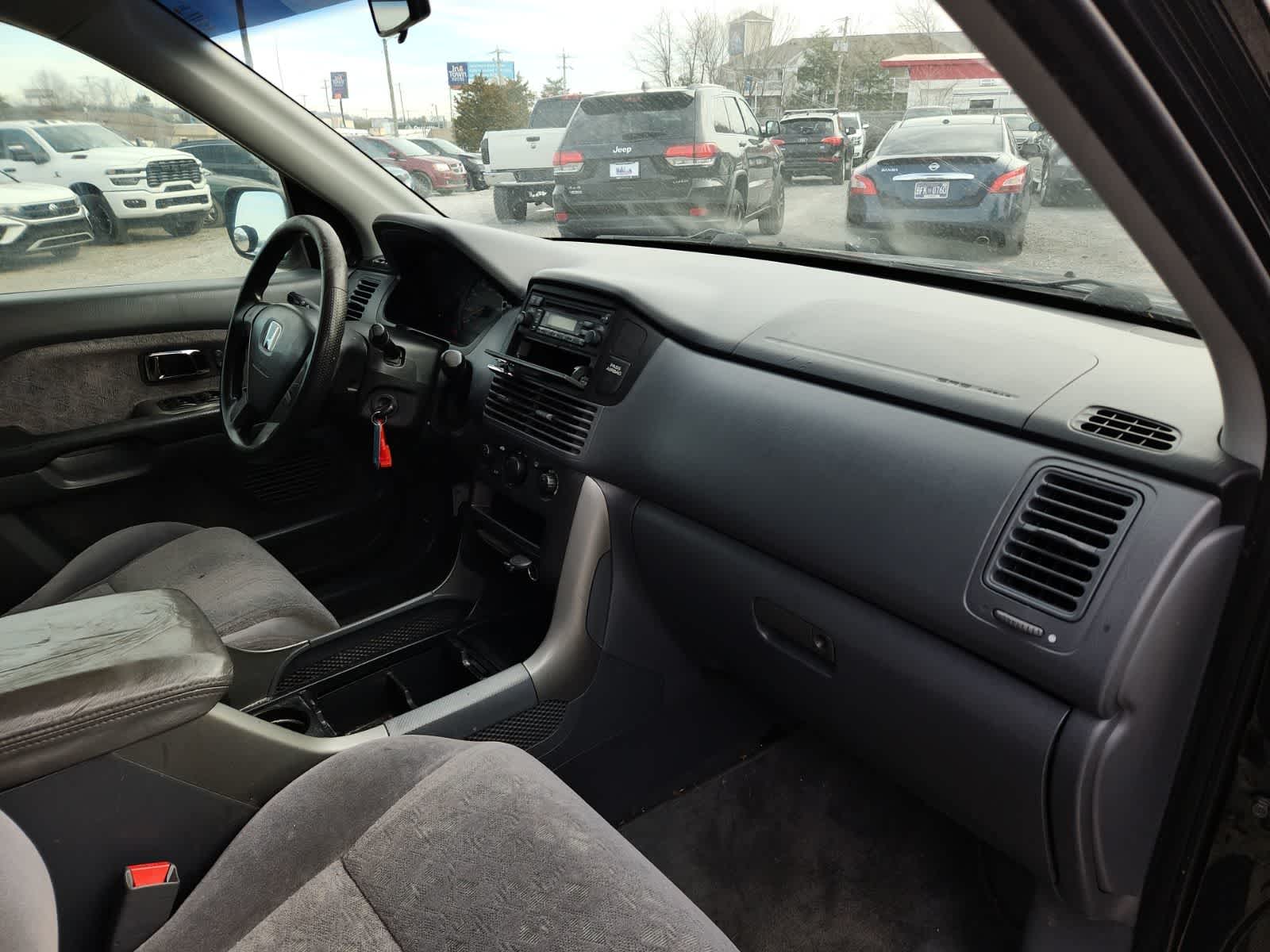 Thumbnail: 2005 Honda Pilot - 17