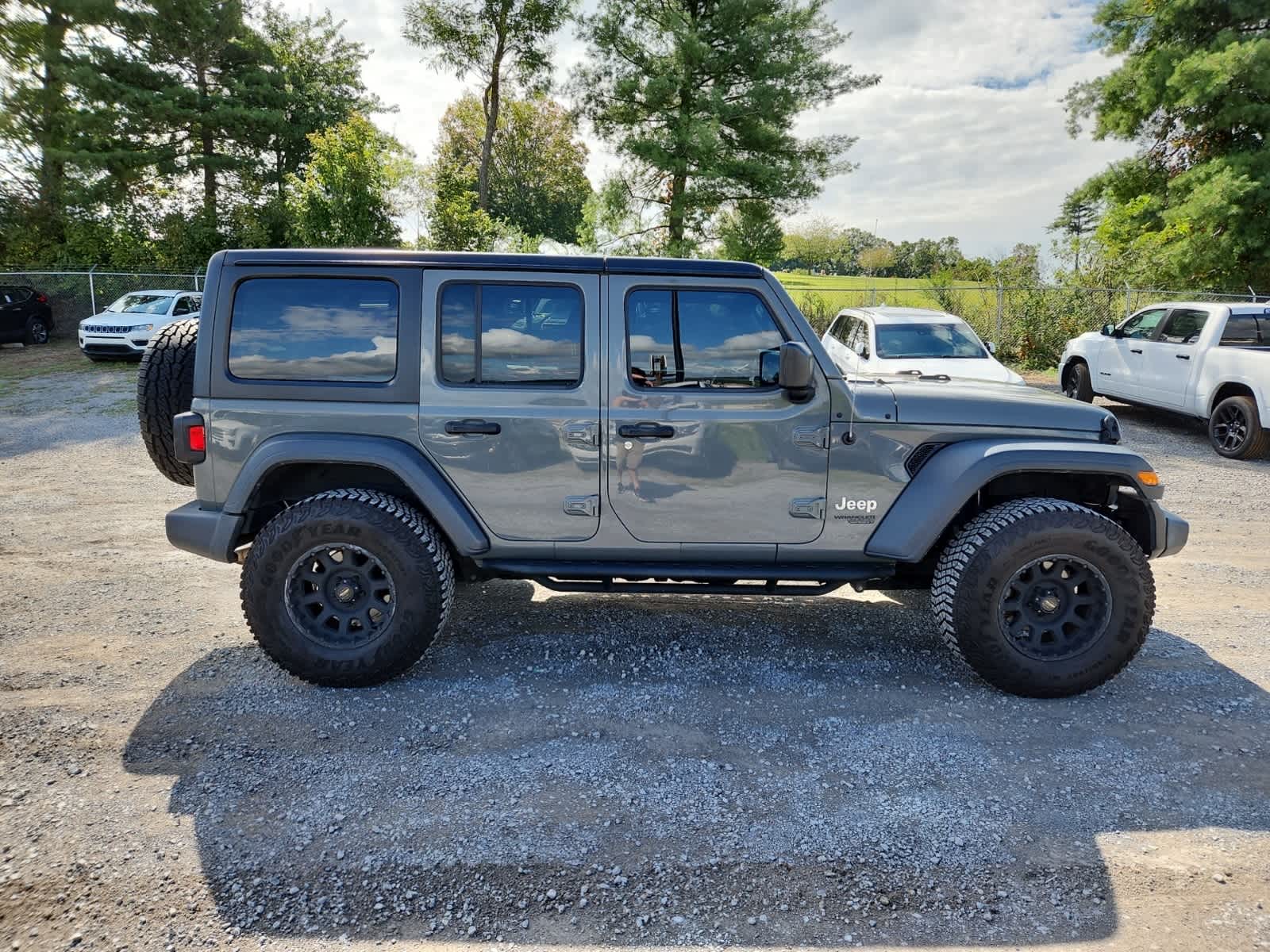 Thumbnail: 2018 Jeep Wrangler - 6
