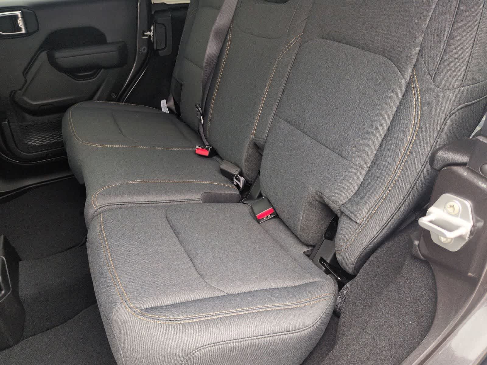 Thumbnail: 2026 Jeep Wrangler - 18