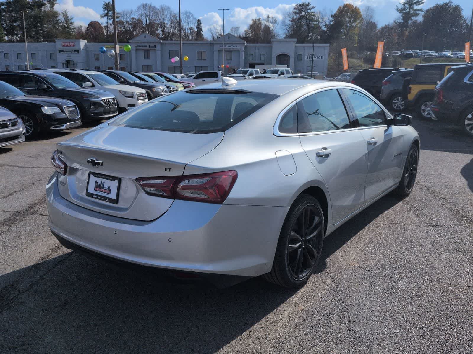 Thumbnail: 2021 Chevrolet Malibu - 8