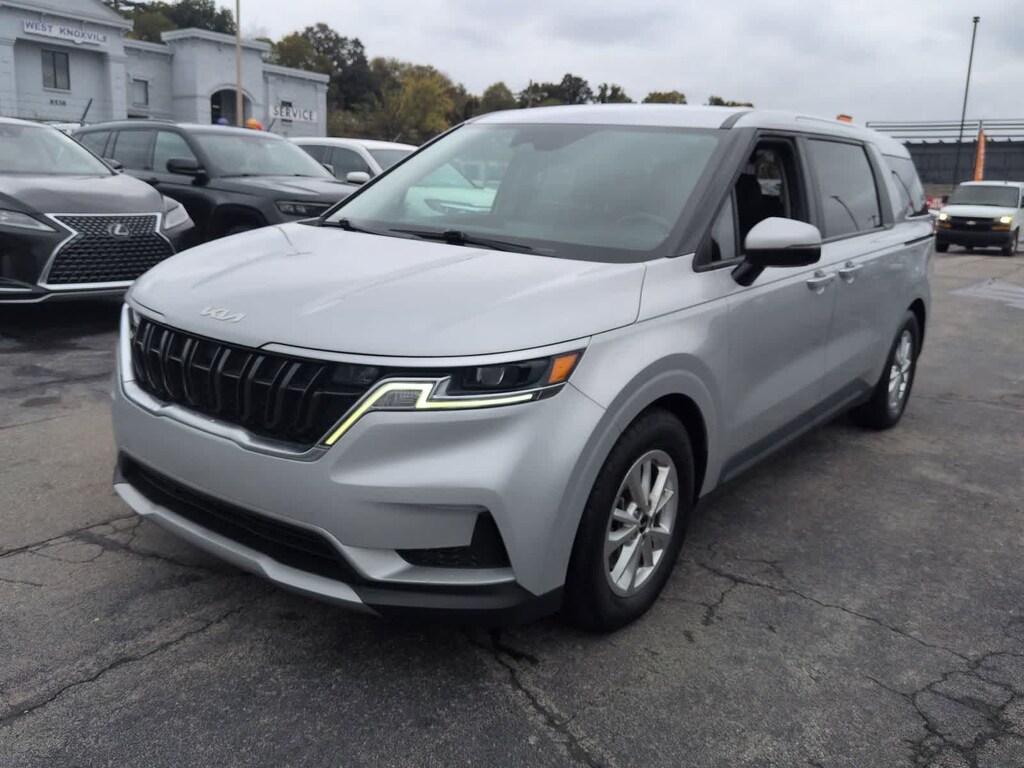 Used 2022 Kia Carnival LXS Van