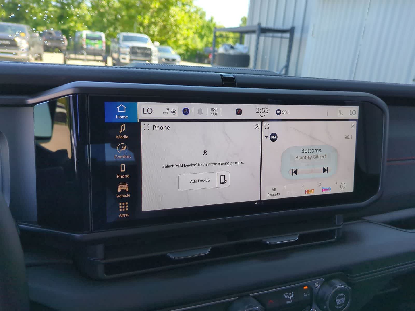 Thumbnail: 2025 Jeep Wrangler - 28