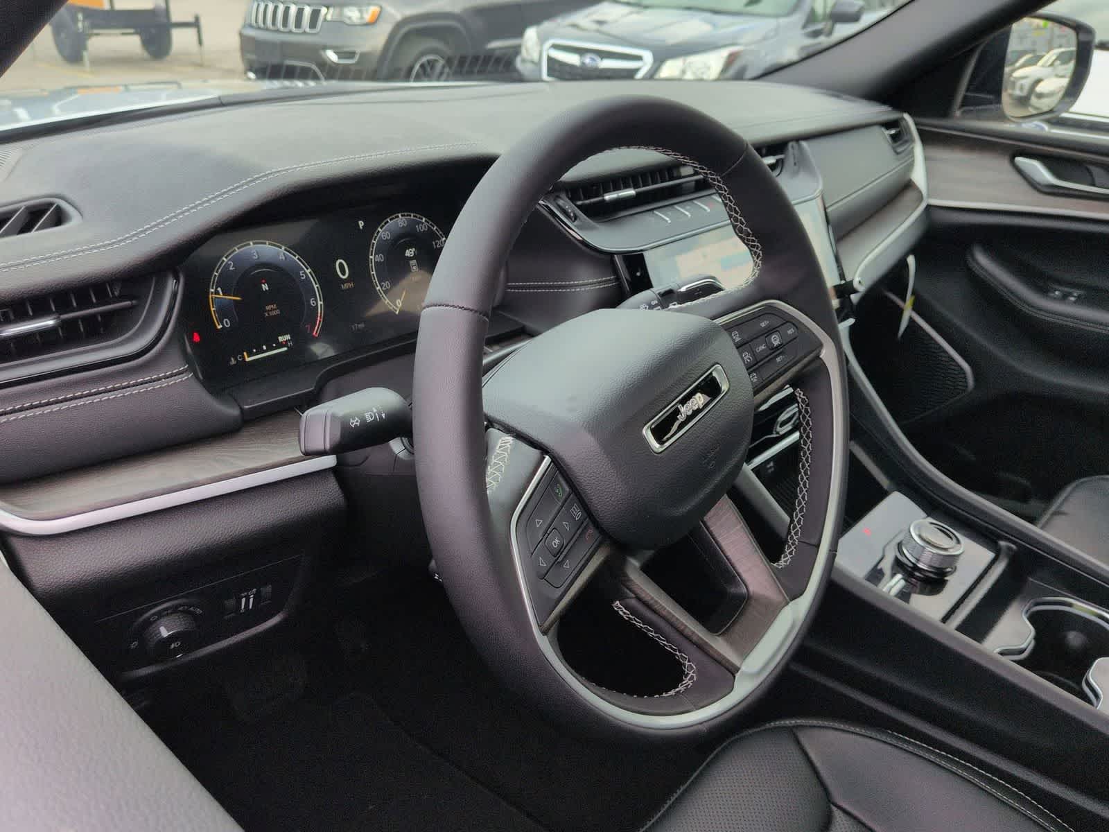 Thumbnail: 2026 Jeep Grand Cherokee L - 10