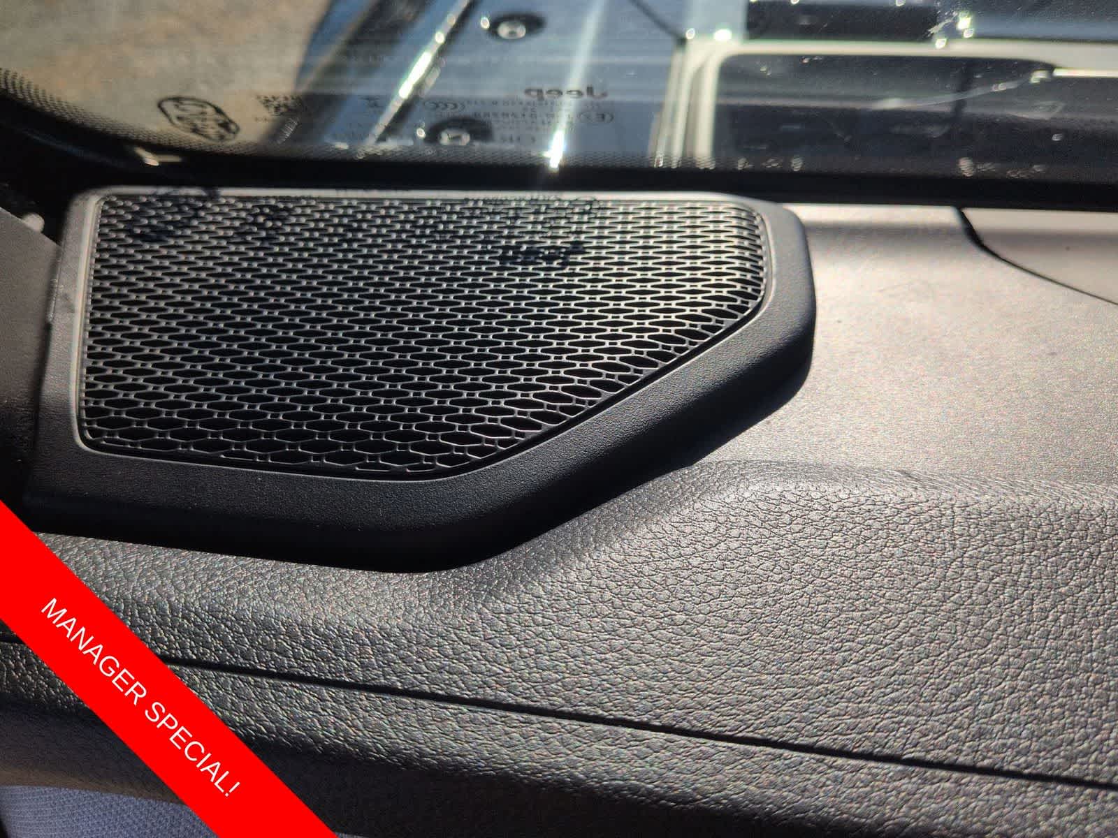 Thumbnail: 2026 Jeep Gladiator - 28